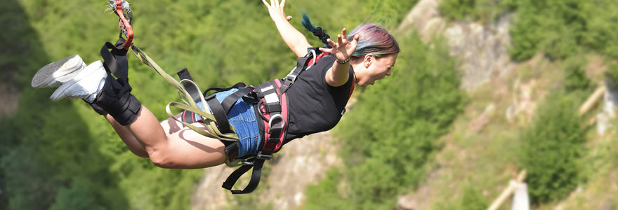 Saut à l'élastique